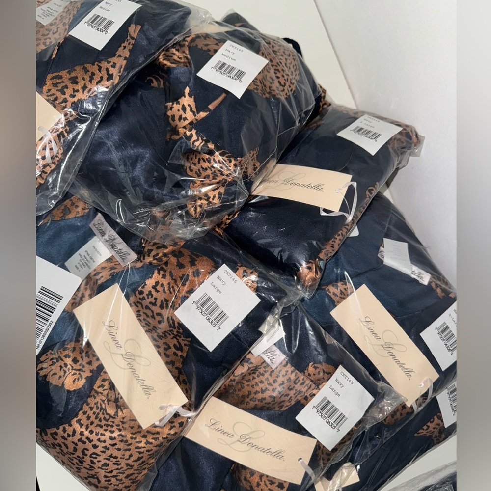 New! Linea Donatella Luxe Satin Pajama Set 🐆 - Picture 12 of 12